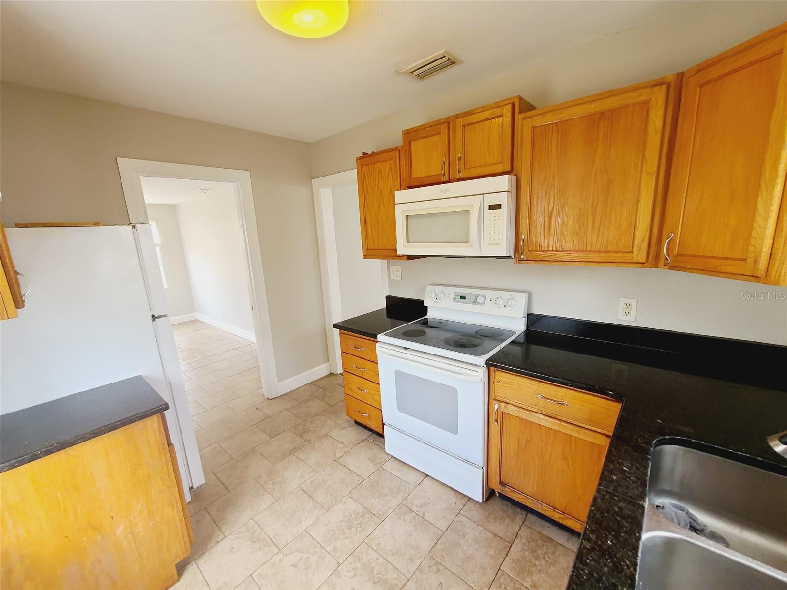 Image 26 of 36 For 4551 3rd Avenue S