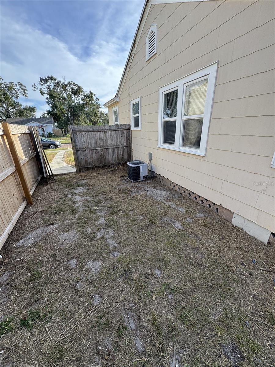 Image 35 of 36 For 4551 3rd Avenue S