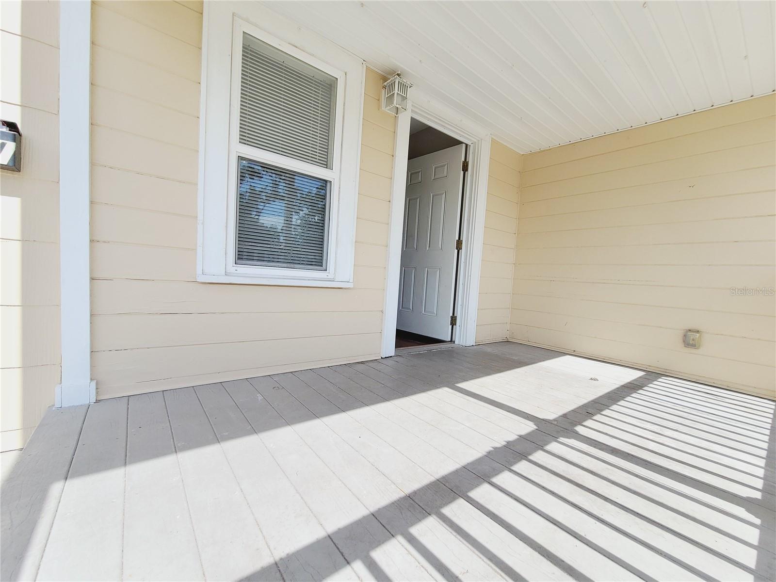 Image 6 of 36 For 4551 3rd Avenue S