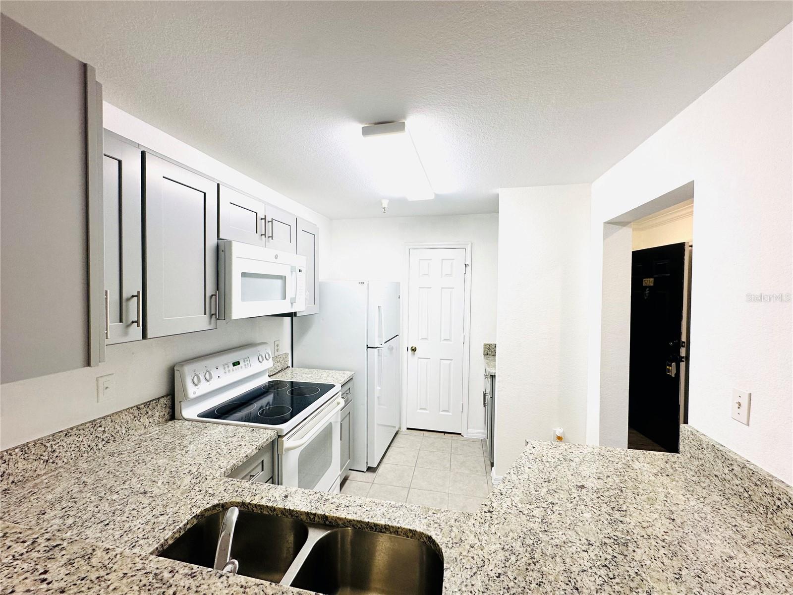 Image 21 of 26 For 3726 Palm Desert Lane 5234