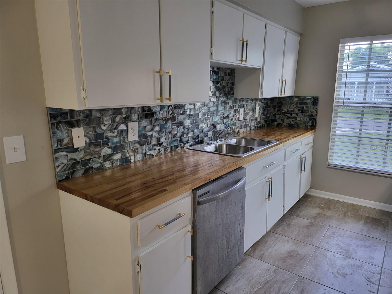 Image 9 of 17 For 2608 9th Avenue A