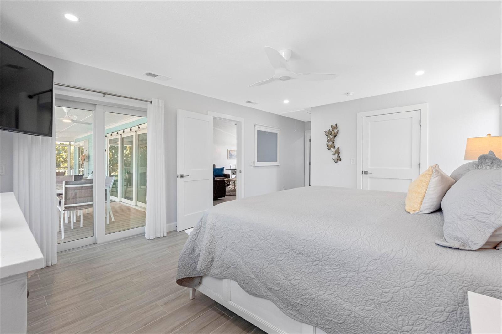 Image 26 of 68 For 396 Gulf Boulevard