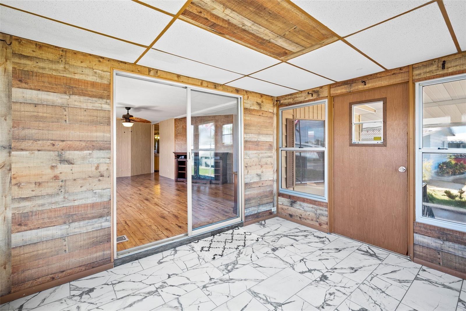 Image 14 of 31 For 7 Mountain Laurel Drive