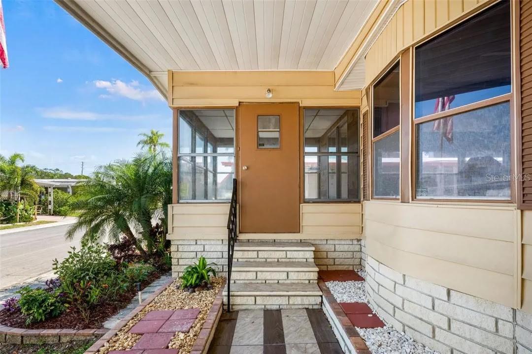 Image 2 of 31 For 7 Mountain Laurel Drive