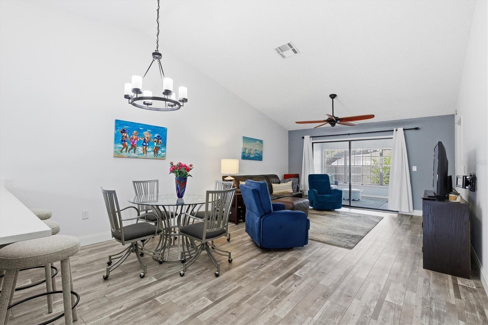 Image 10 of 28 For 2178 Elm Street 1007