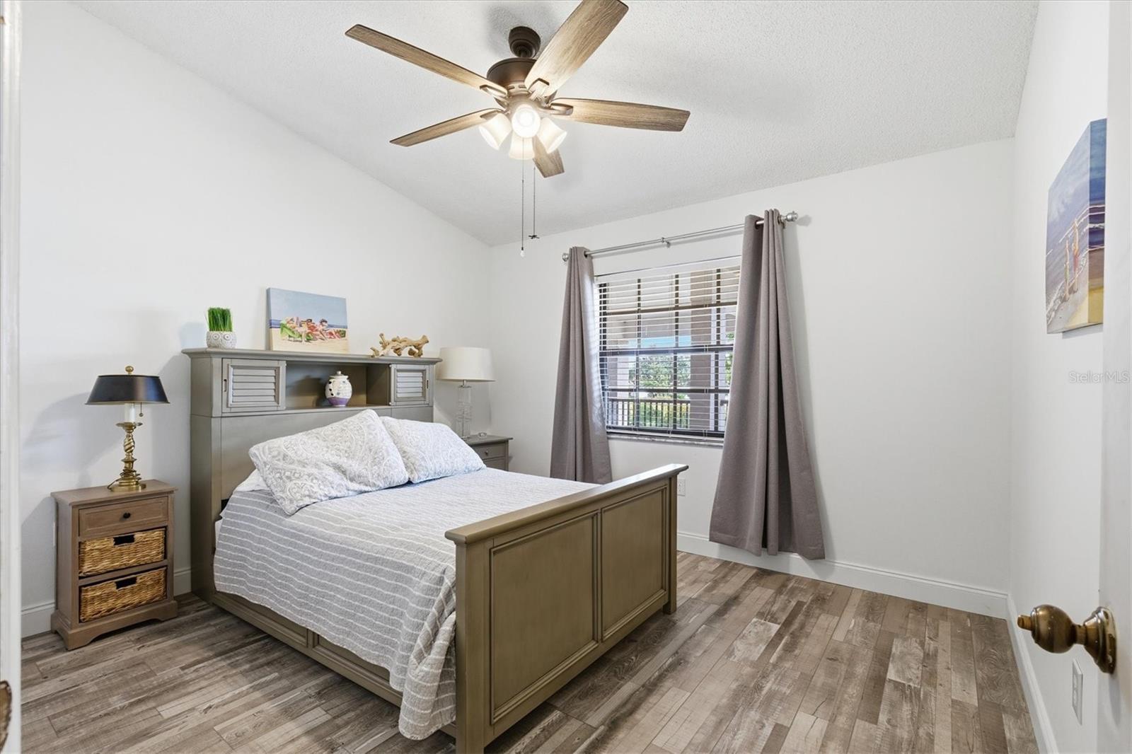 Image 23 of 28 For 2178 Elm Street 1007