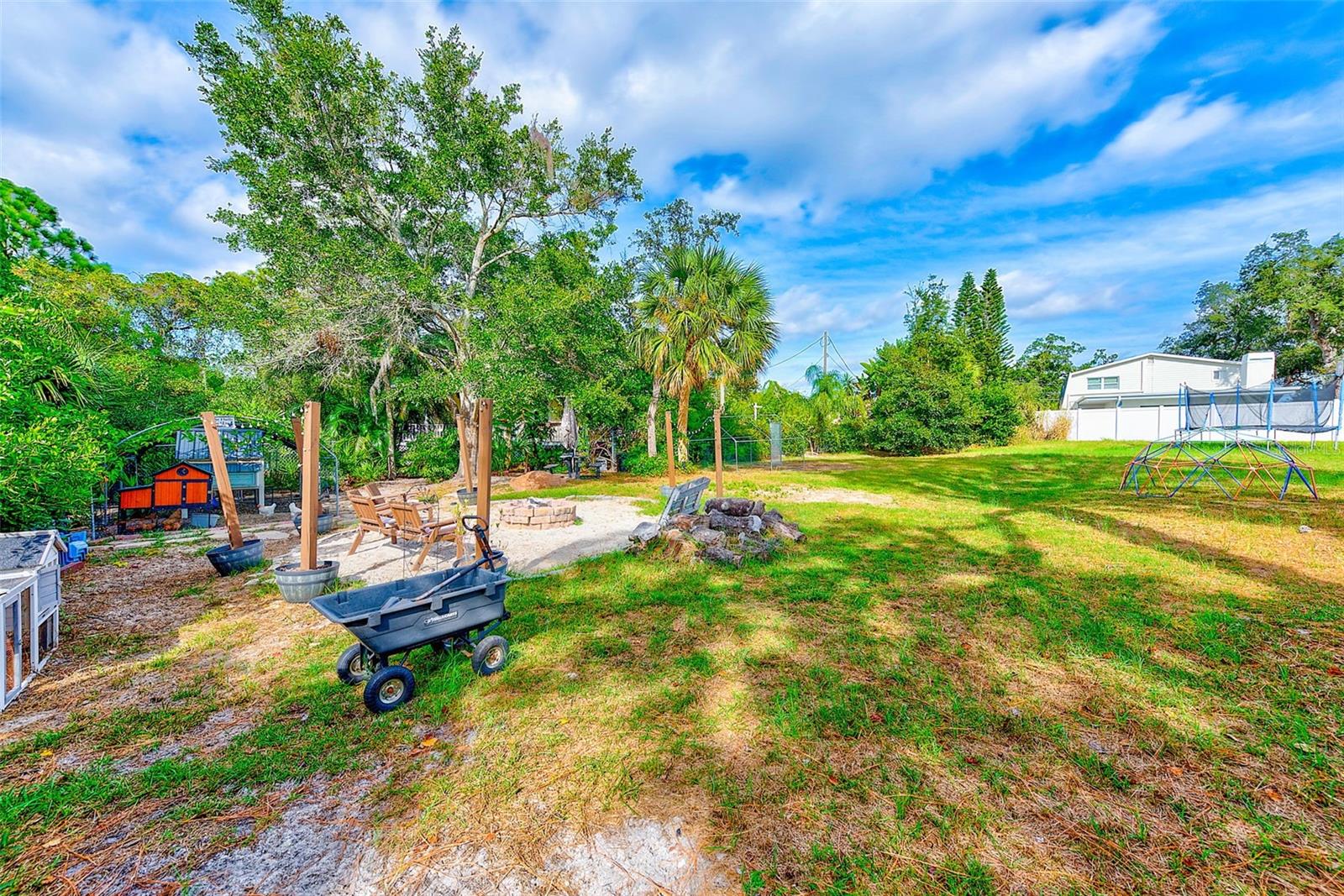 Image 49 of 68 For 757 Bayshore Dr