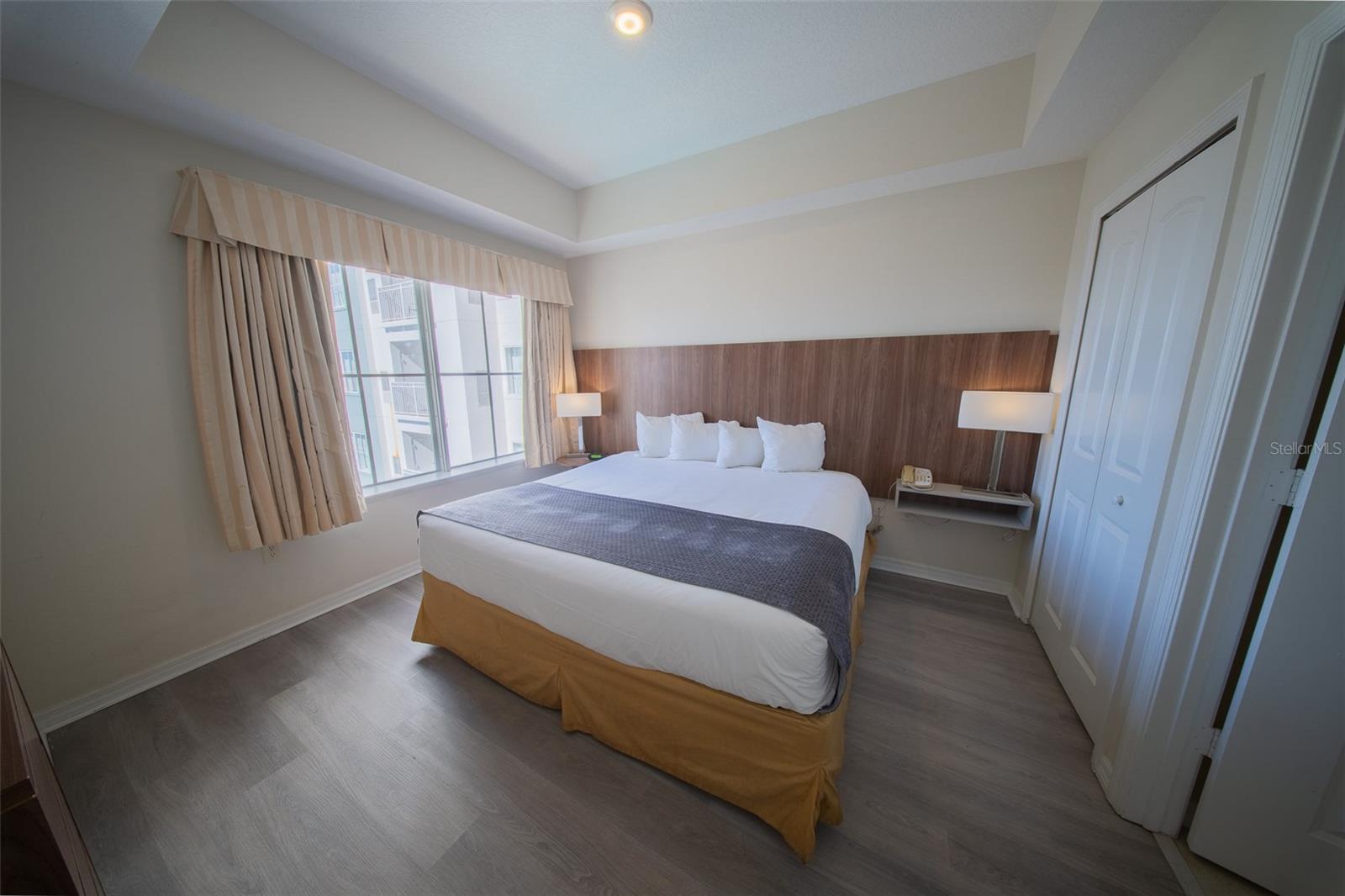 Image 14 of 50 For 7395 Universal Boulevard 701