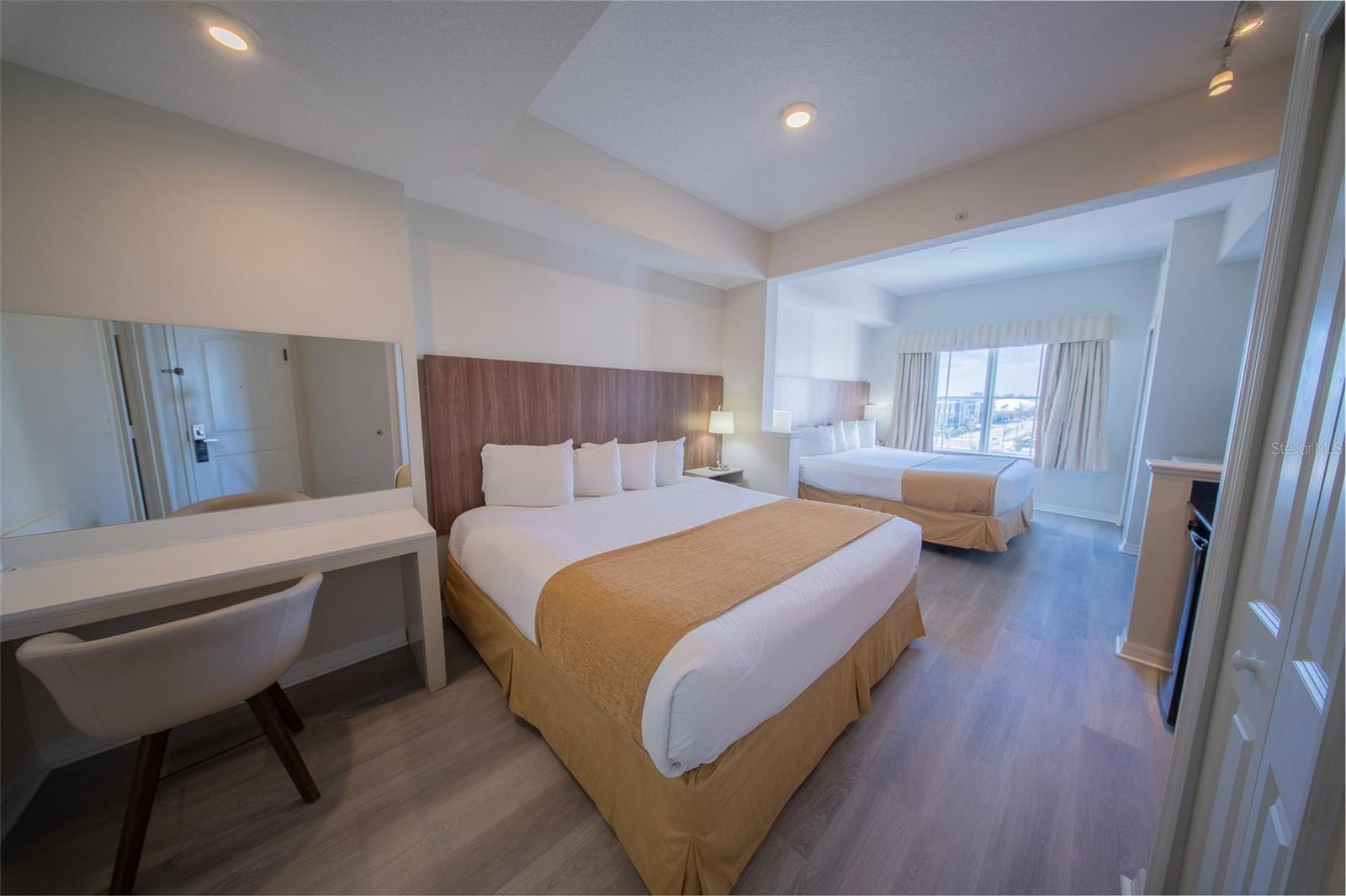 Image 19 of 50 For 7395 Universal Boulevard 701