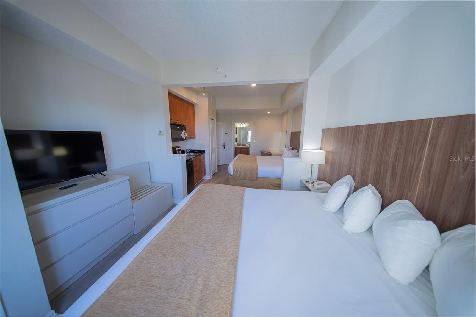 Image 22 of 50 For 7395 Universal Boulevard 701