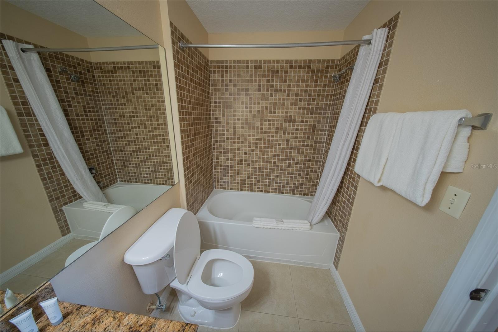 Image 28 of 50 For 7395 Universal Boulevard 701