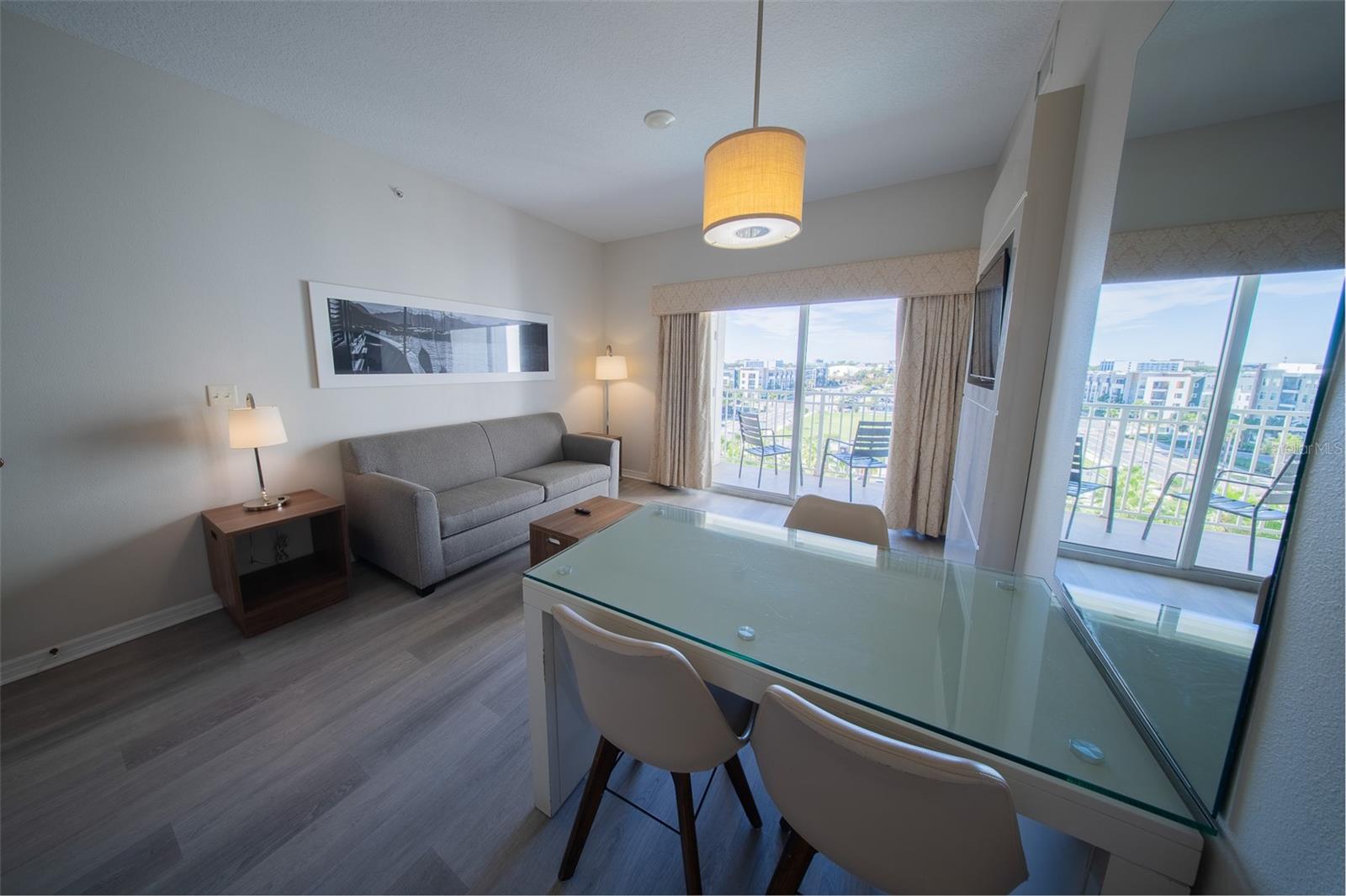 Image 8 of 50 For 7395 Universal Boulevard 701