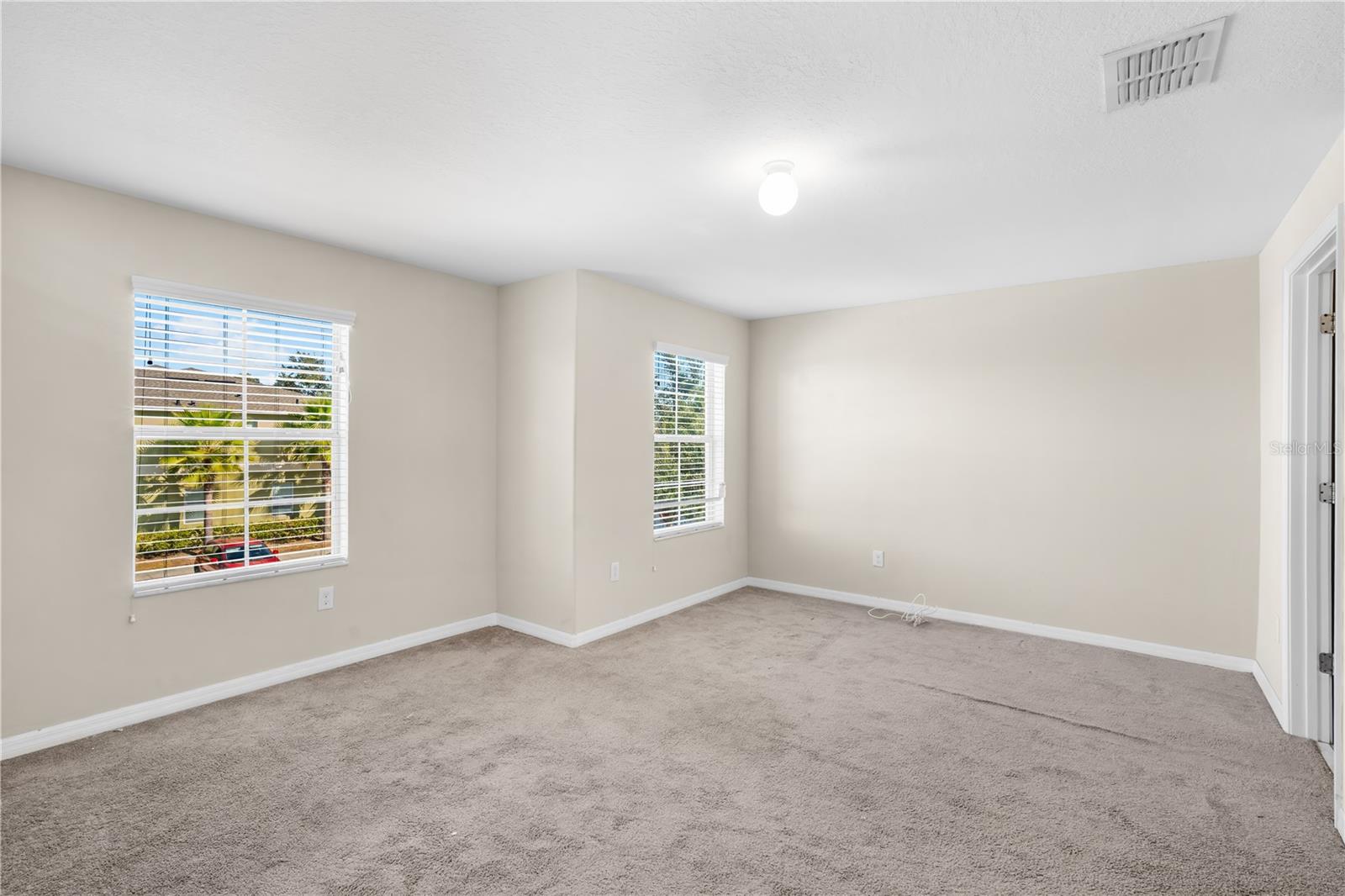 Image 12 of 23 For 2108 Golden Falcon Drive