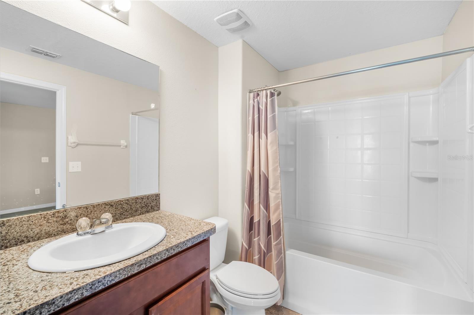 Image 13 of 23 For 2108 Golden Falcon Drive