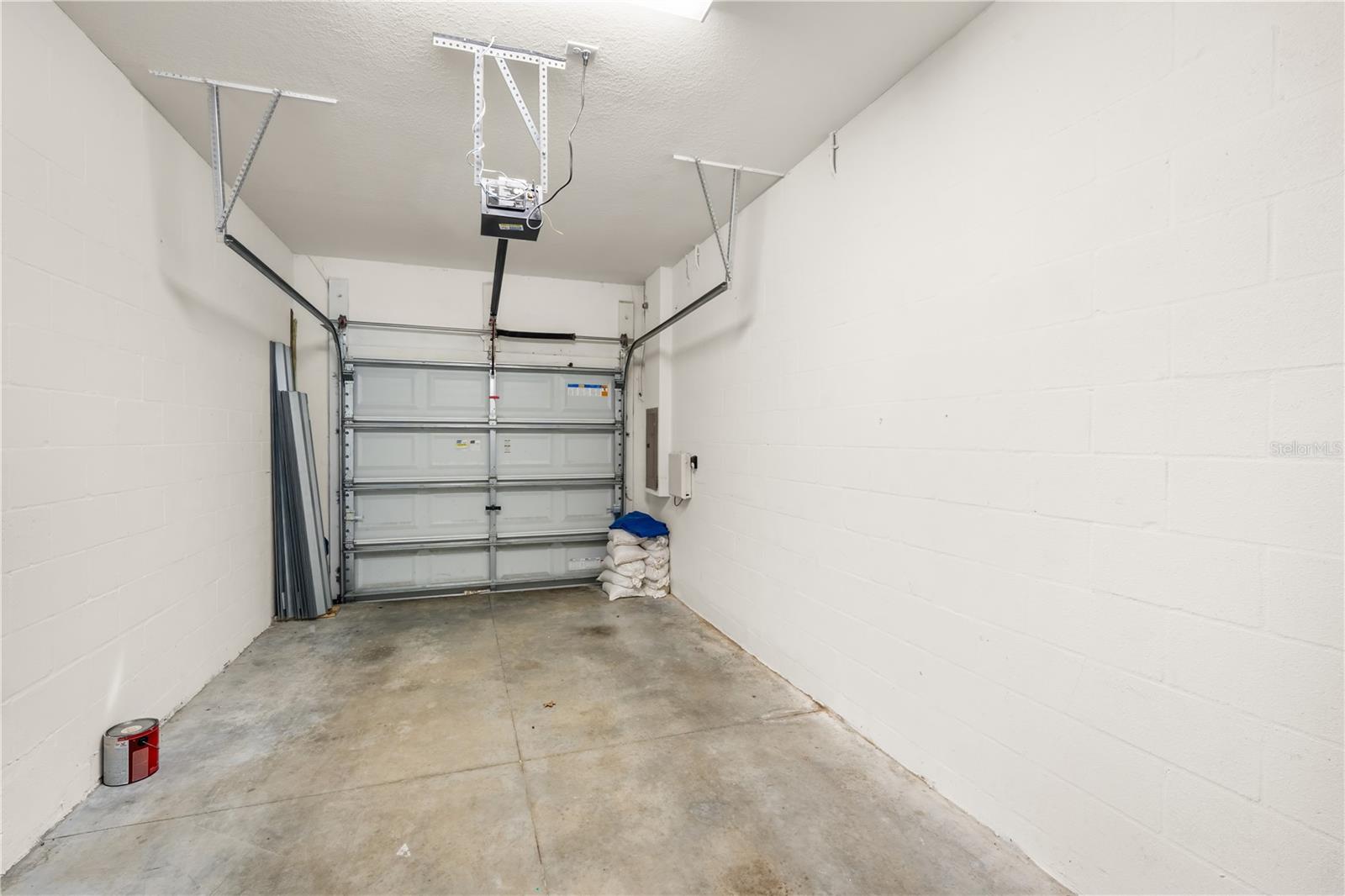 Image 20 of 23 For 2108 Golden Falcon Drive