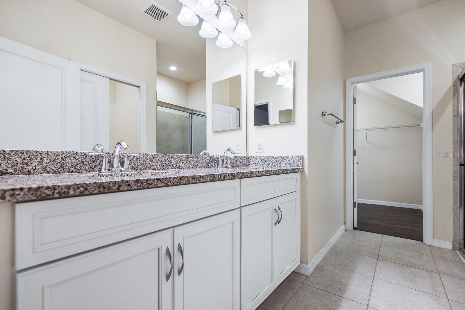 Image 17 of 44 For 5612 Balcony Bridge Place