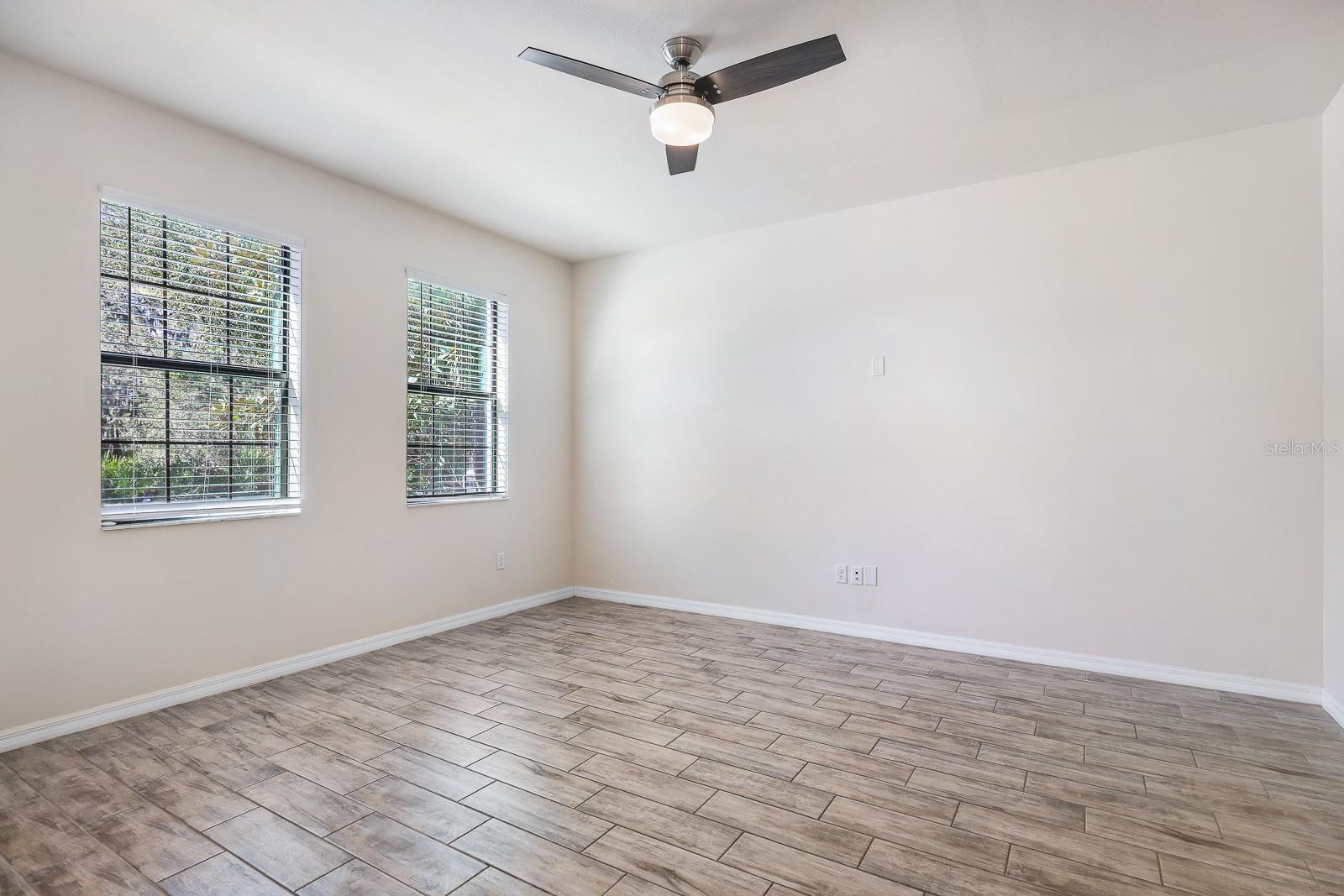 Image 6 of 44 For 5612 Balcony Bridge Place