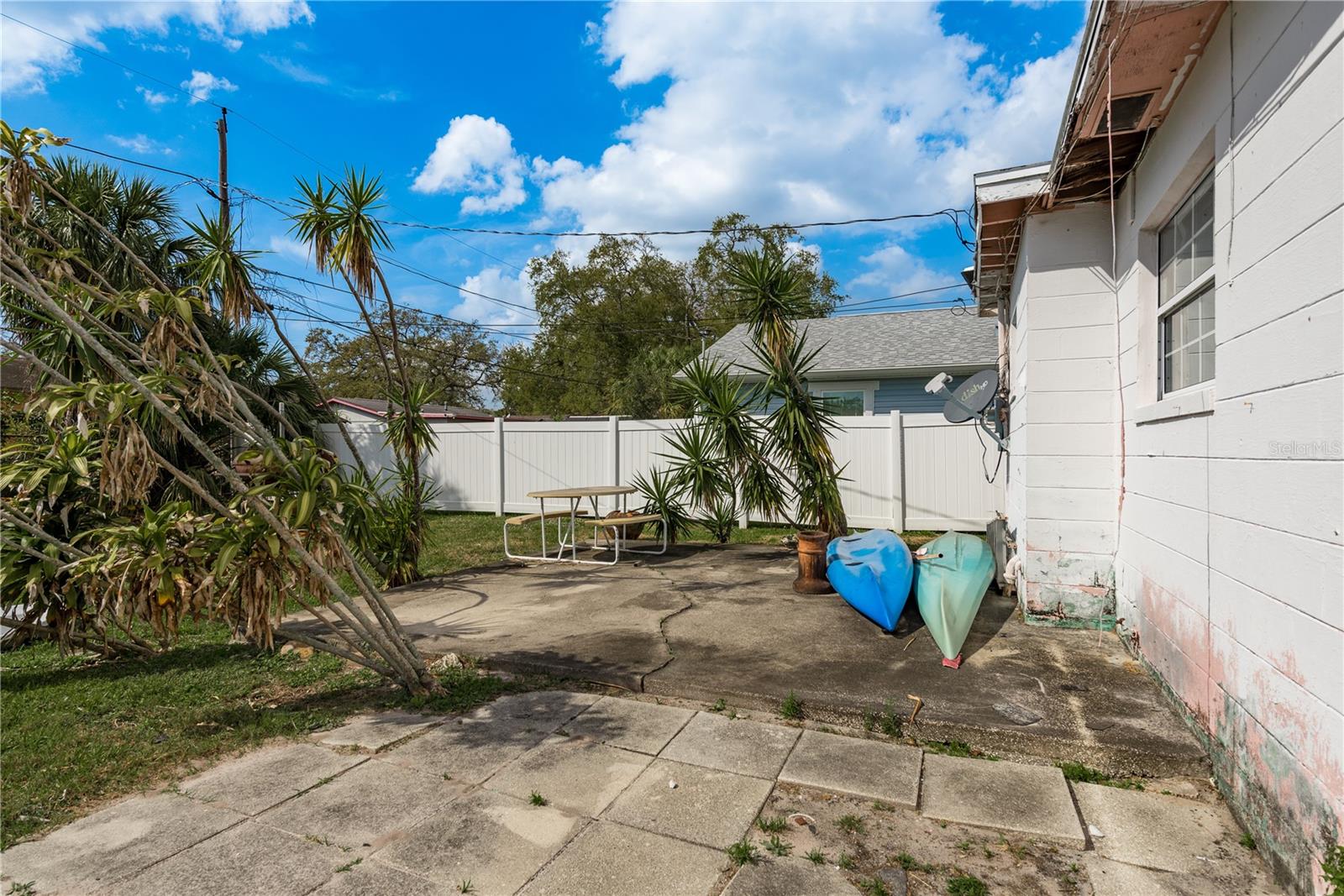 Image 20 of 26 For 2501 Auburn Street S