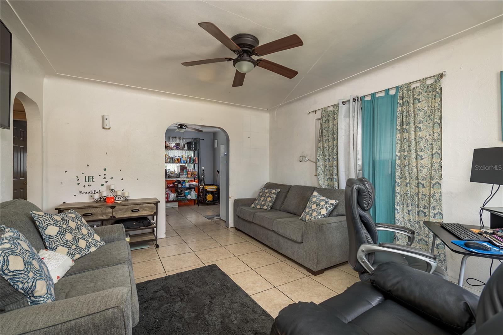 Image 5 of 26 For 2501 Auburn Street S