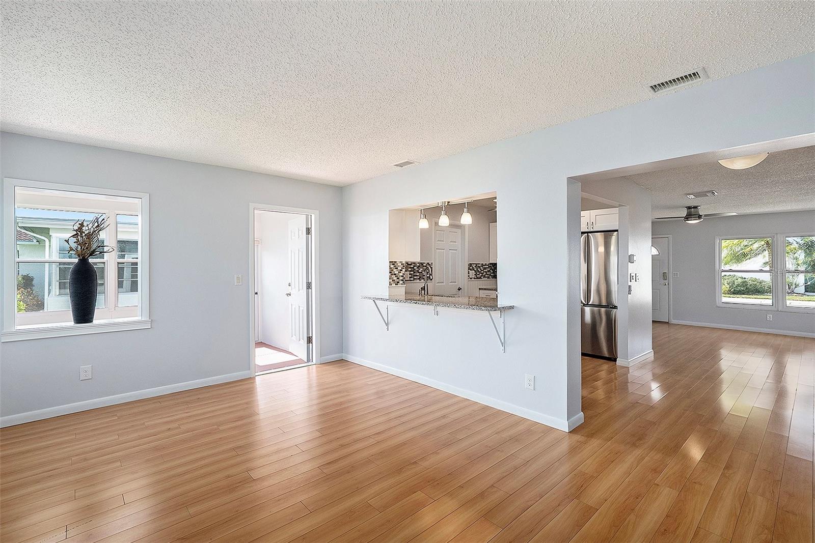 Image 7 of 26 For 9771 37th Street N 4