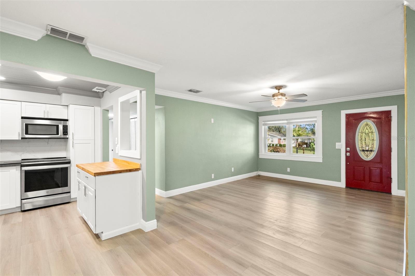 Image 3 of 19 For 78 Lexington Drive