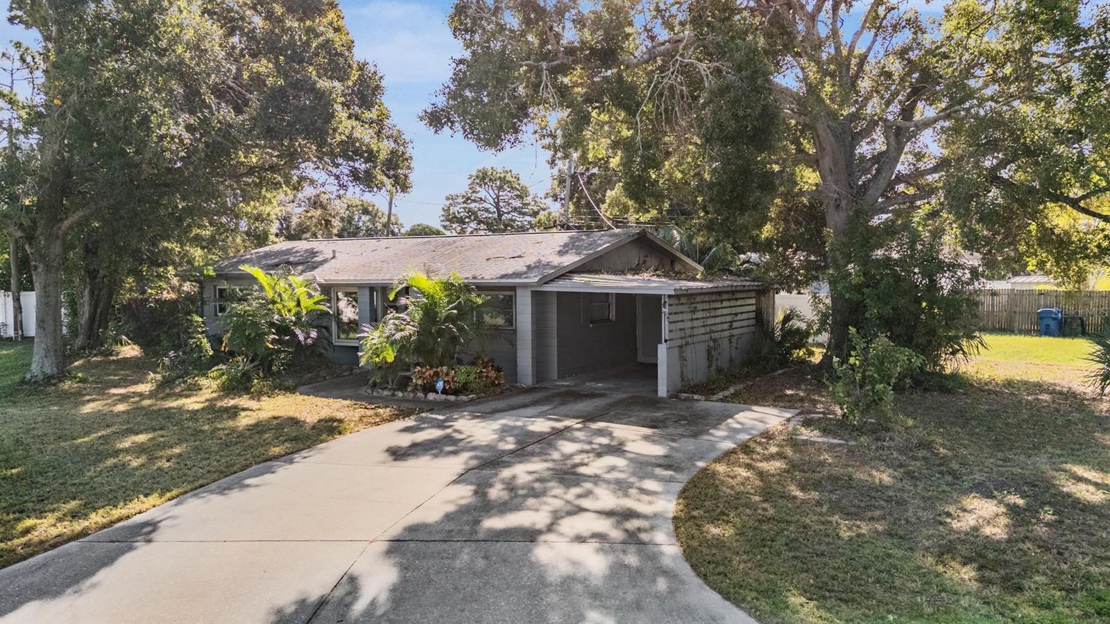 Details for 5533 Atlantic Avenue N, ST PETERSBURG, FL 33703