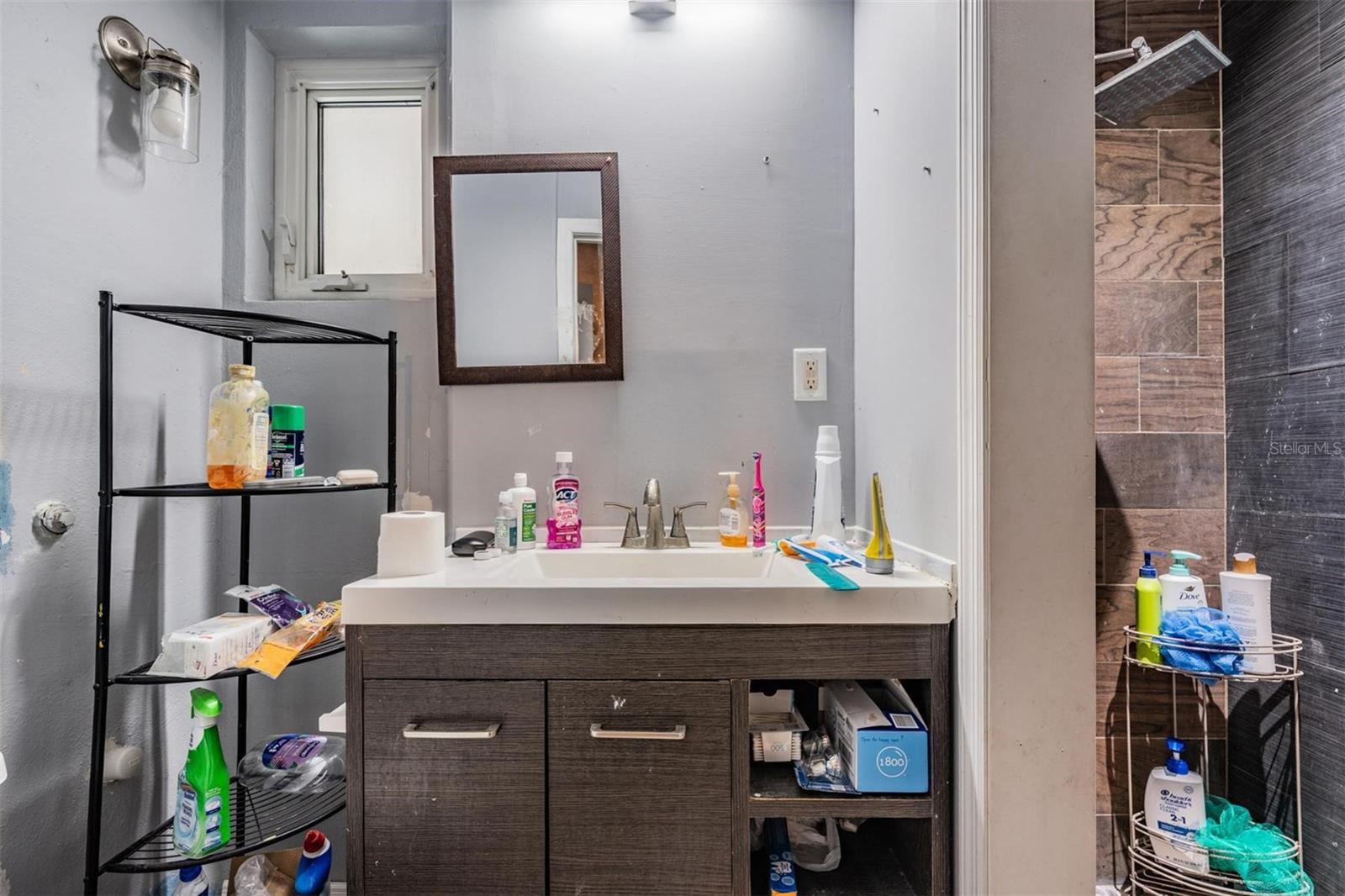 Image 15 of 31 For 5533 Atlantic Avenue N