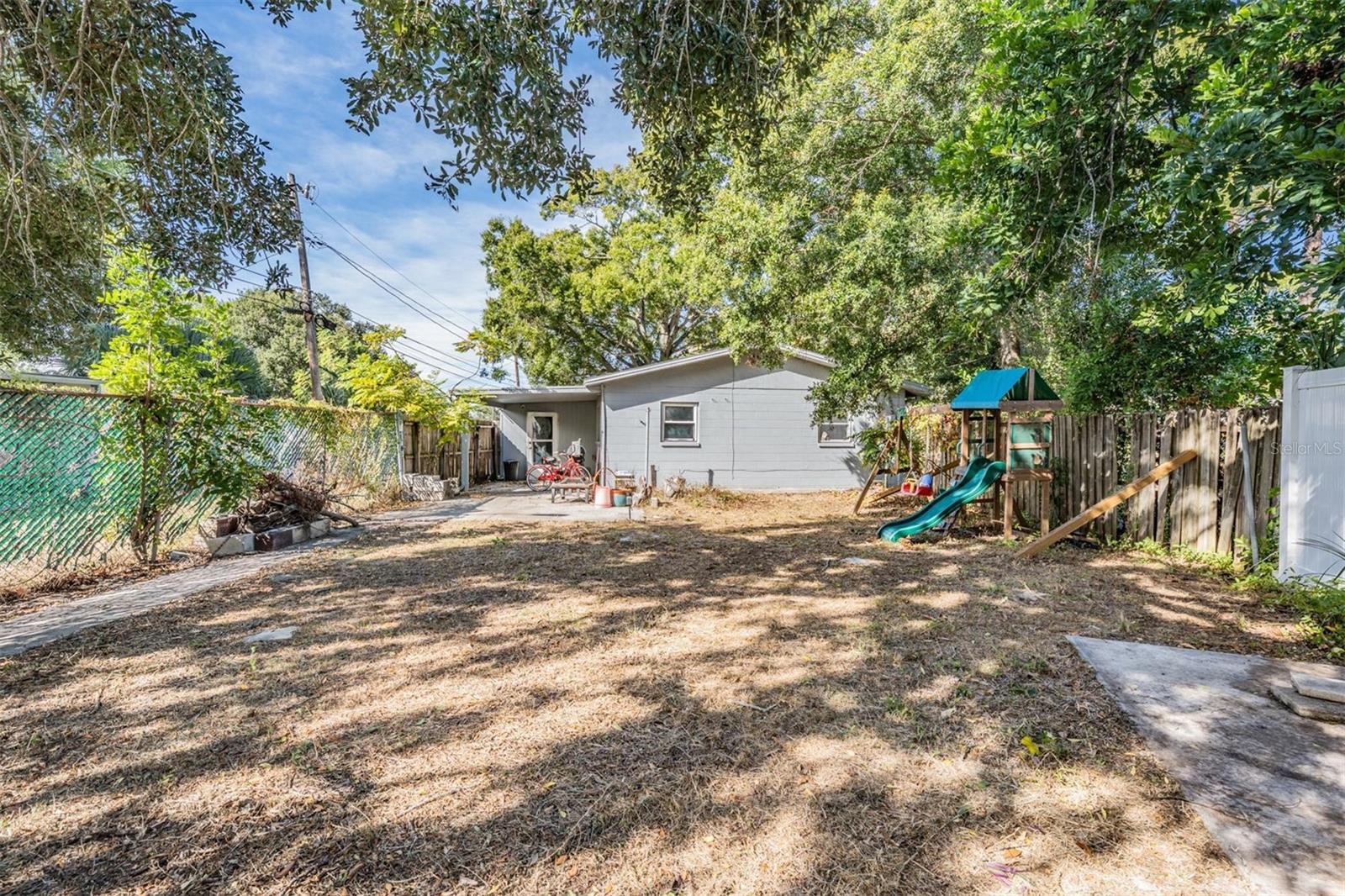 Image 25 of 31 For 5533 Atlantic Avenue N