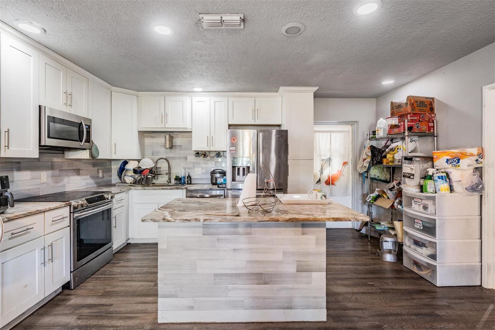 Image 9 of 31 For 5533 Atlantic Avenue N