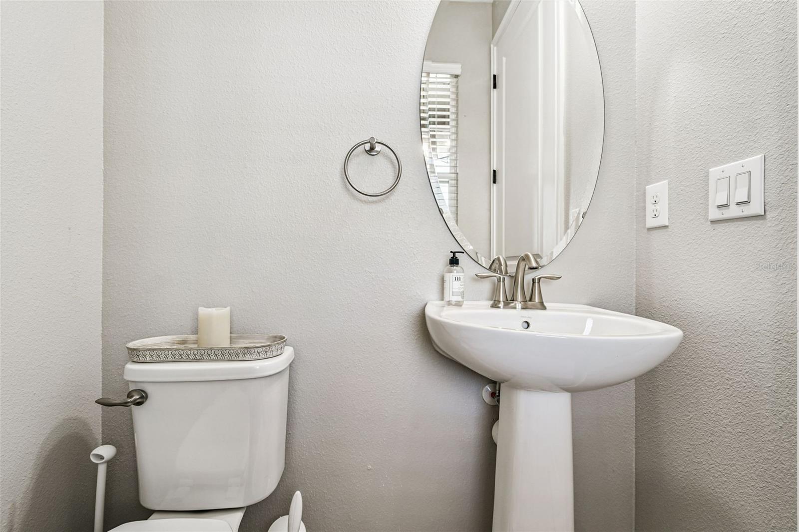 Image 11 of 96 For 5212 Blossom Cove