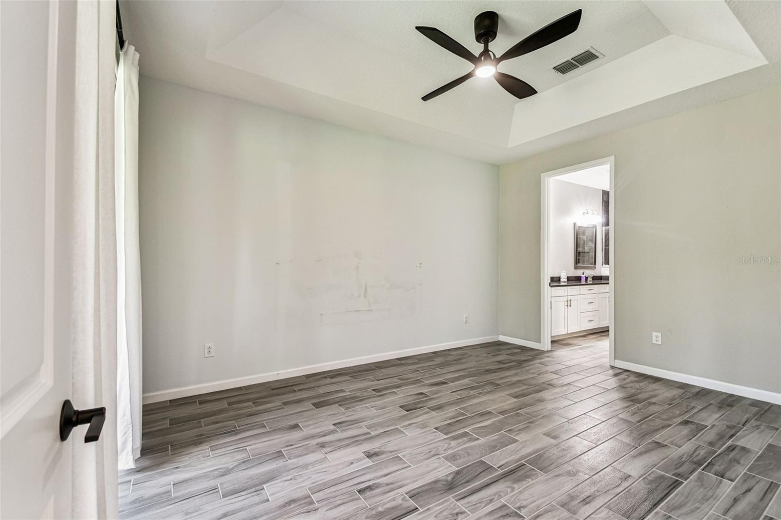 Image 16 of 96 For 5212 Blossom Cove