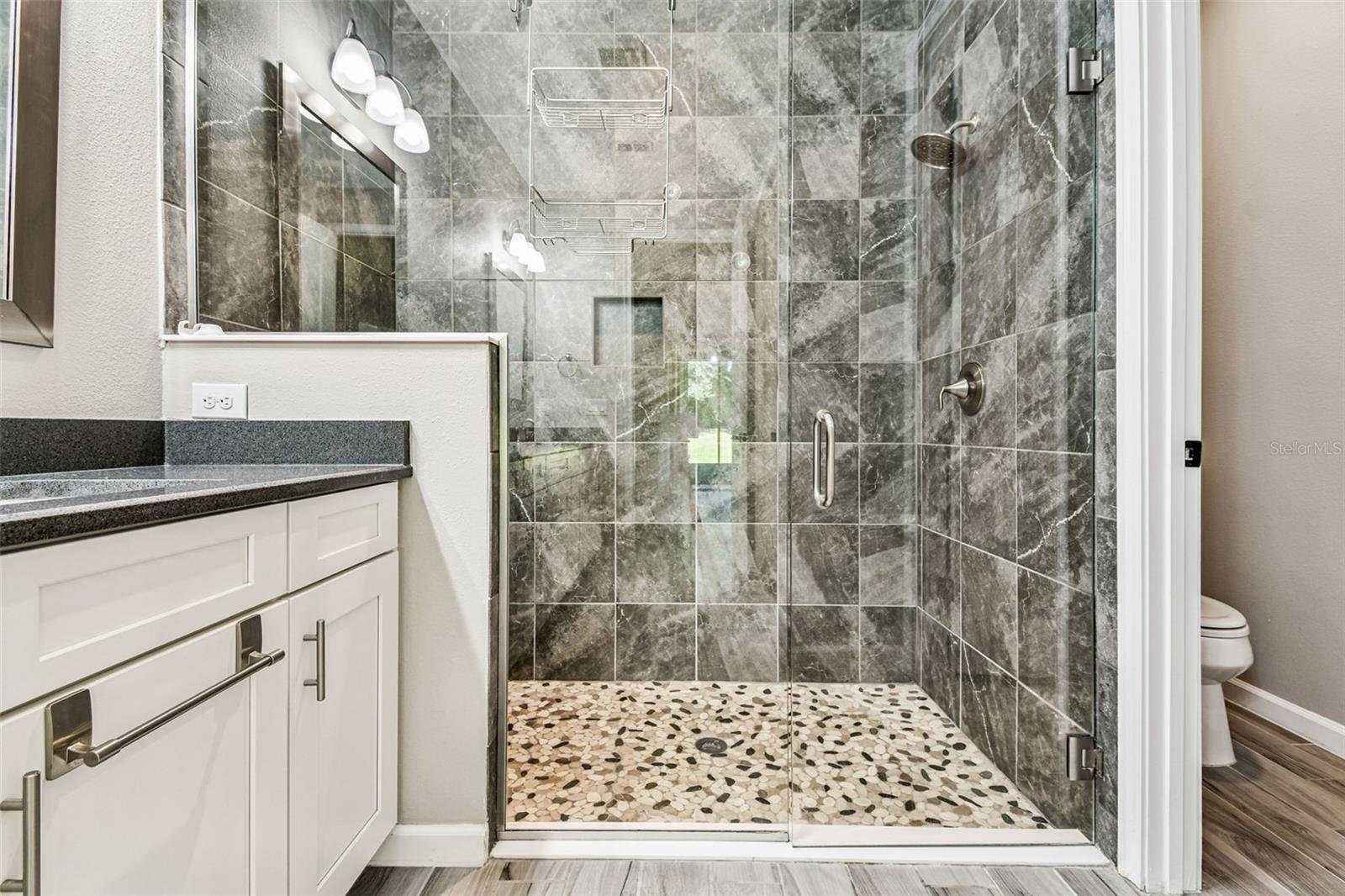 Image 25 of 96 For 5212 Blossom Cove