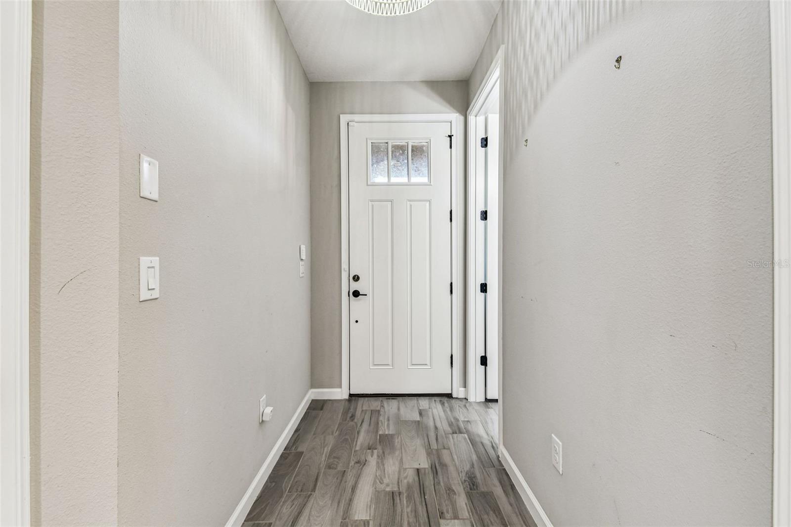 Image 44 of 96 For 5212 Blossom Cove