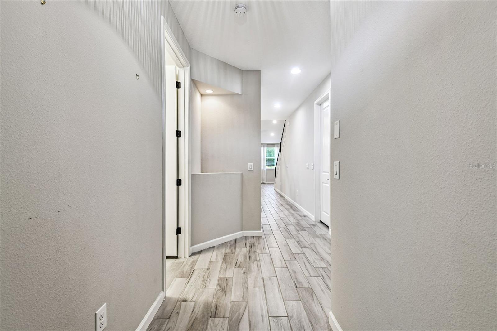 Image 45 of 96 For 5212 Blossom Cove