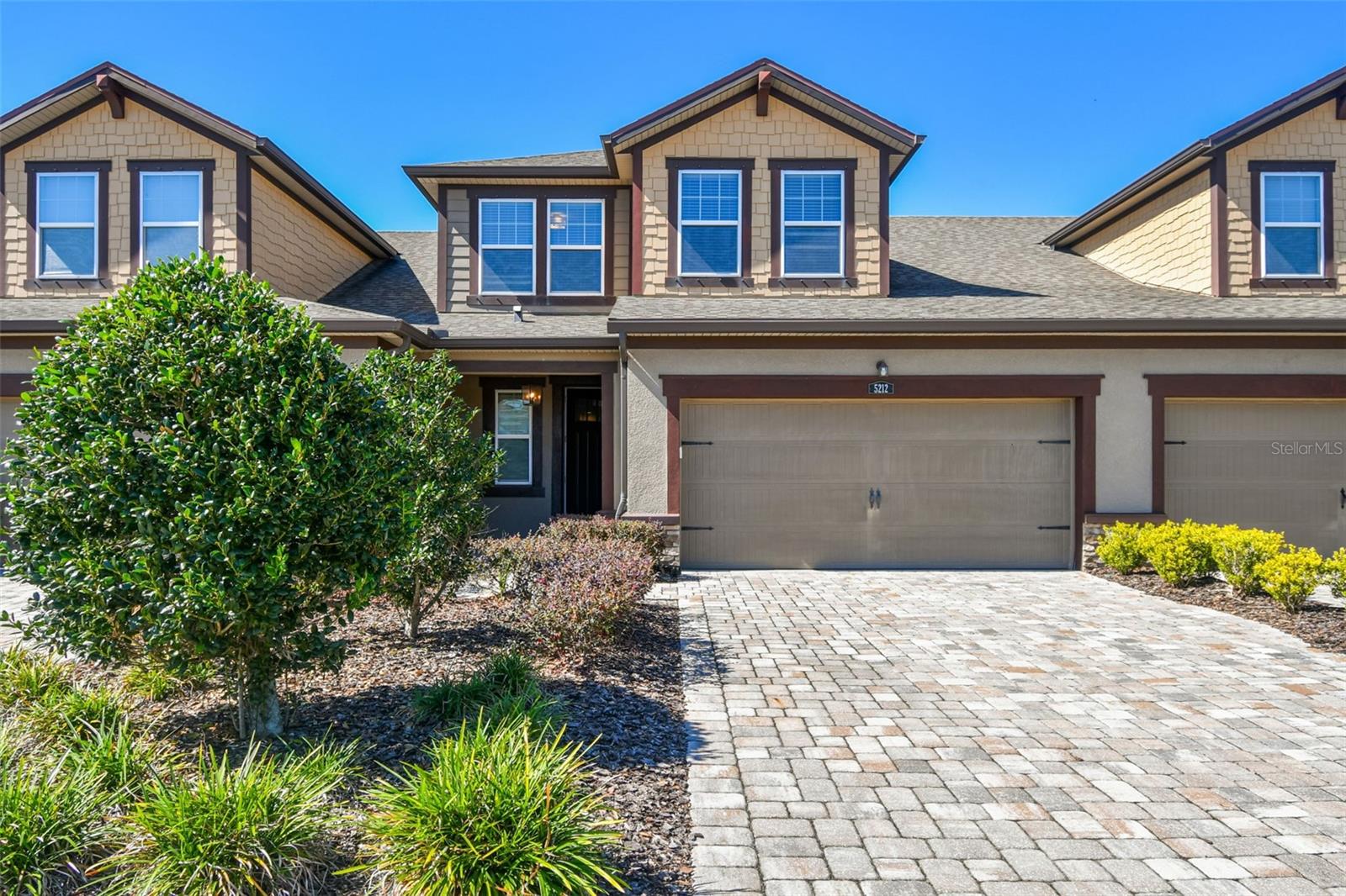 Image 6 of 96 For 5212 Blossom Cove