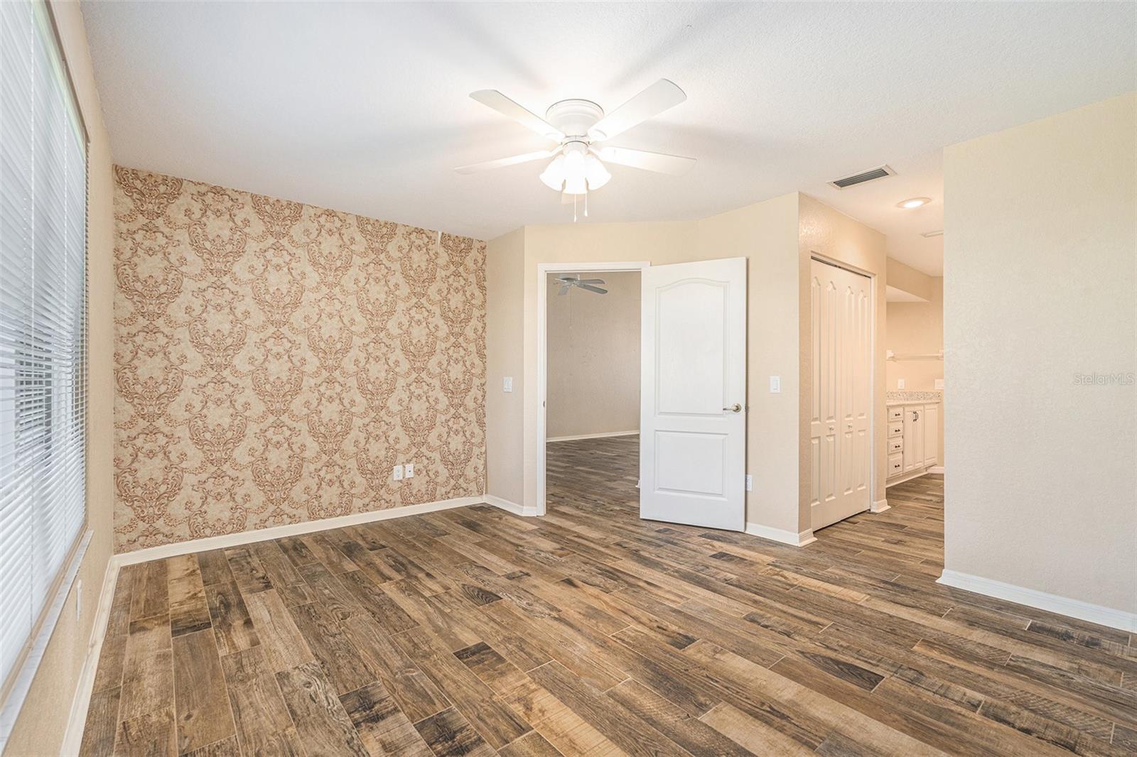 Image 15 of 26 For 21527 Woodstork Lane