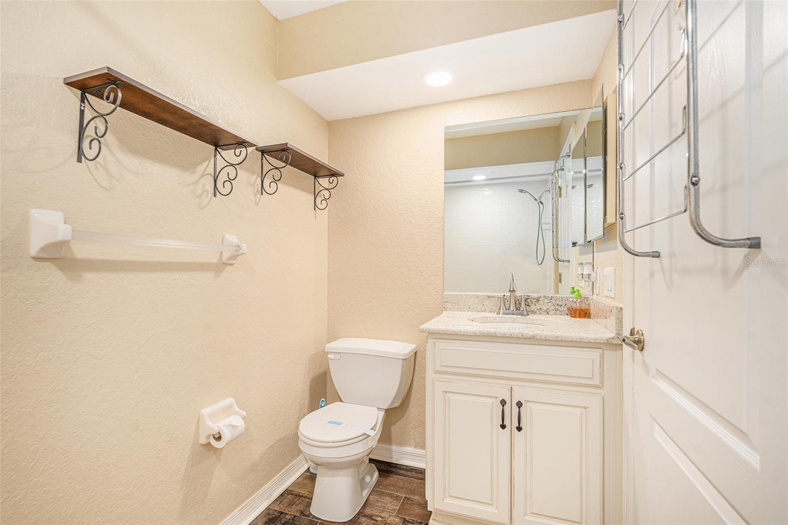 Image 24 of 26 For 21527 Woodstork Lane