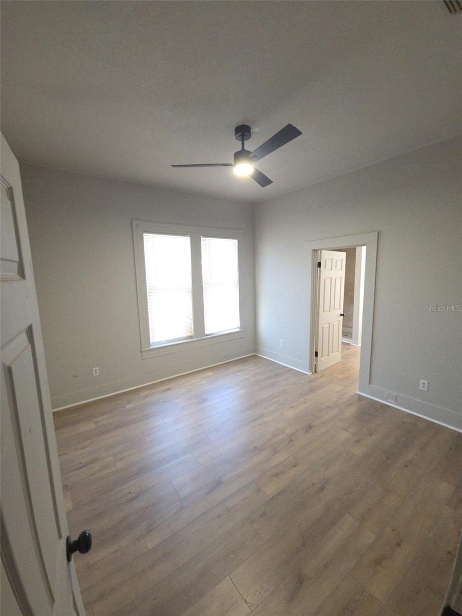 Image 11 of 13 For 1908 Mitchell Avenue