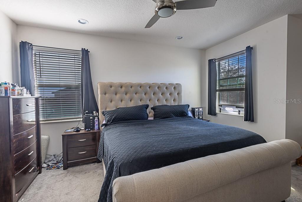 Image 15 of 37 For 420 Sapphire Drive