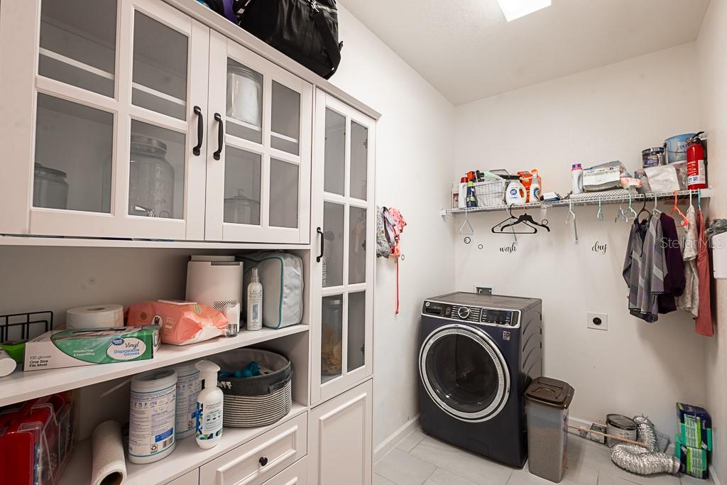 Image 29 of 37 For 420 Sapphire Drive