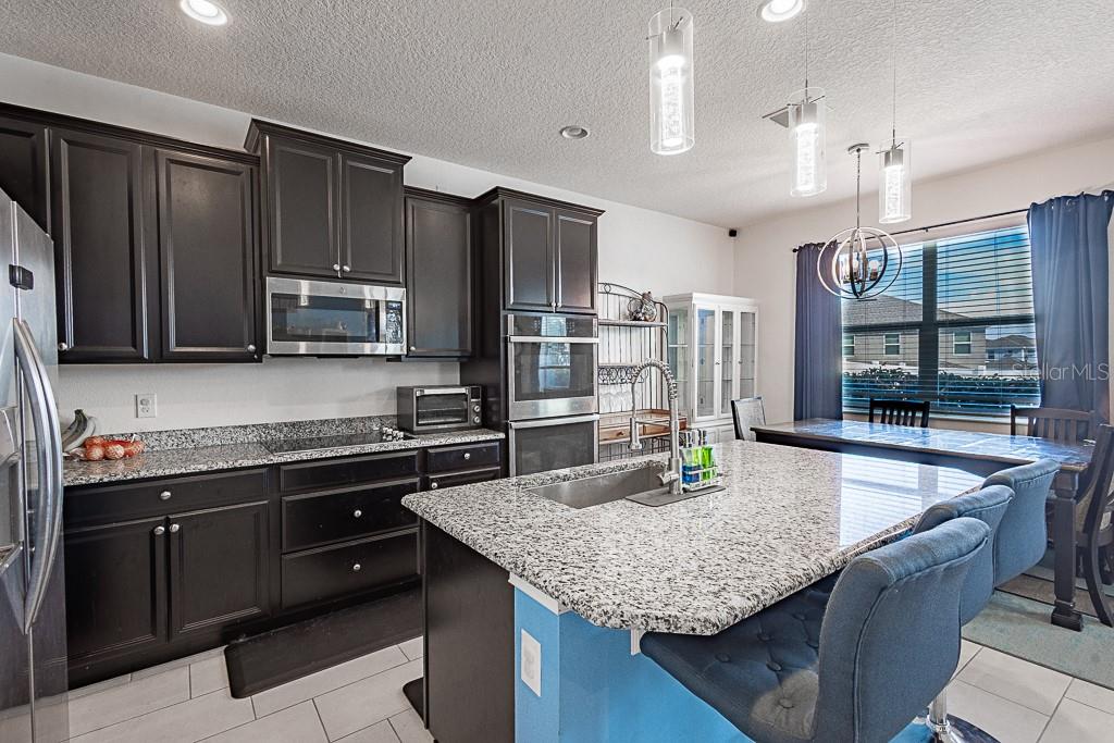 Image 8 of 37 For 420 Sapphire Drive