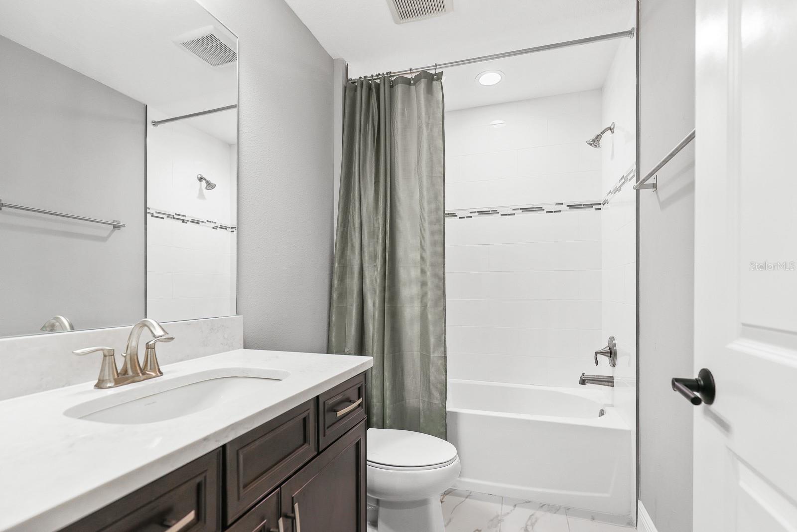 Listing photo id 32 for 12795 Fisherville Way