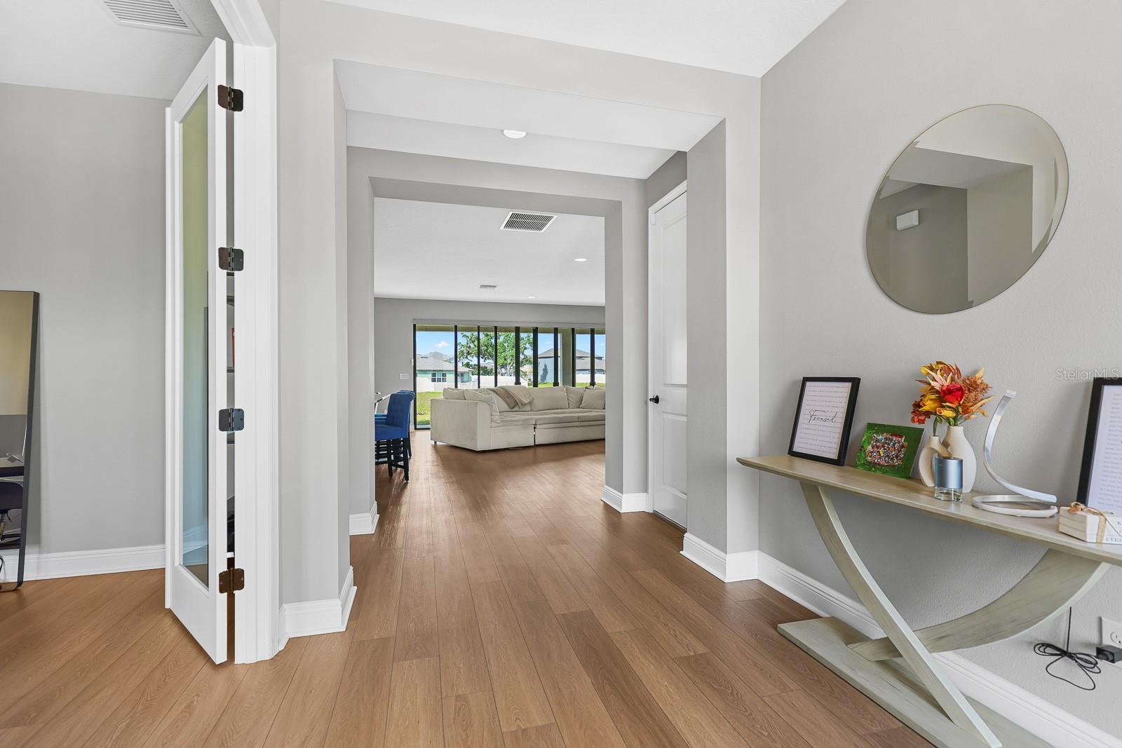 Listing photo id 5 for 12795 Fisherville Way