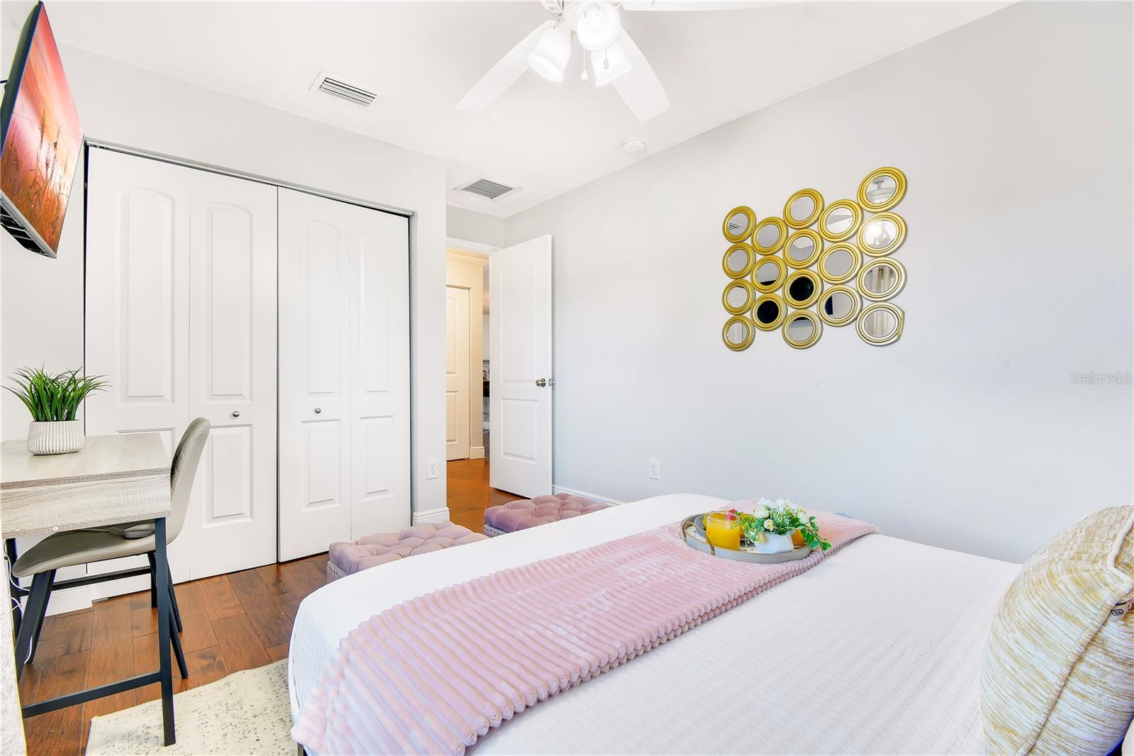 Image 11 of 53 For 5730 Imperial Key