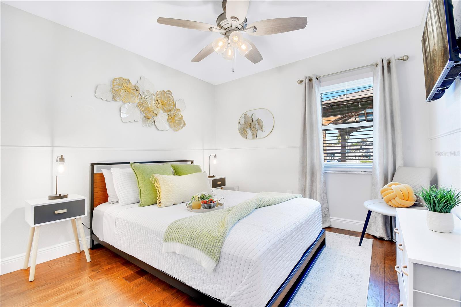 Image 13 of 53 For 5730 Imperial Key