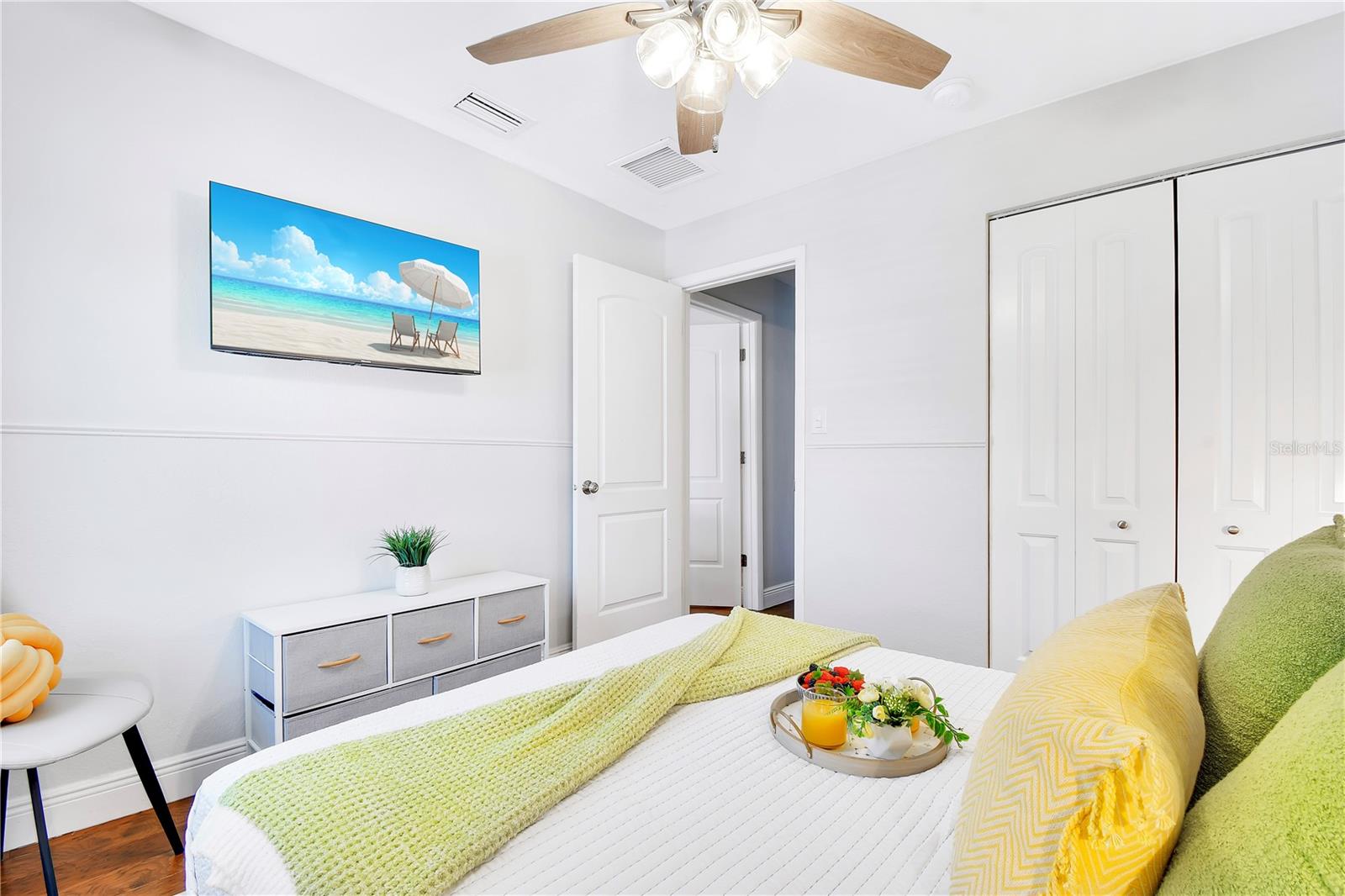 Image 14 of 53 For 5730 Imperial Key