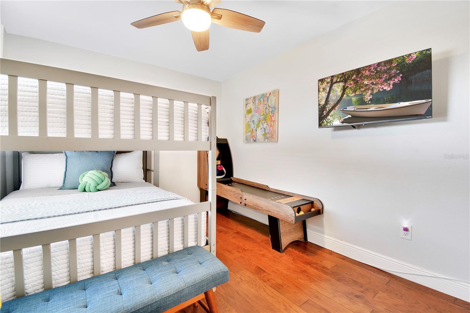 Image 7 of 53 For 5730 Imperial Key