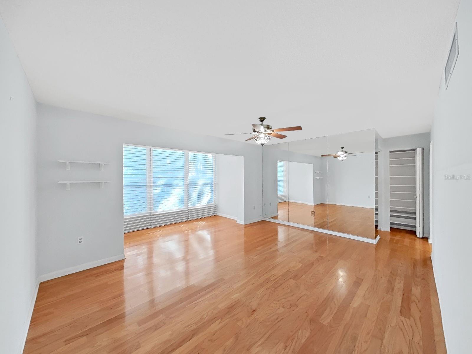 Image 11 of 27 For 700 Starkey Road 511