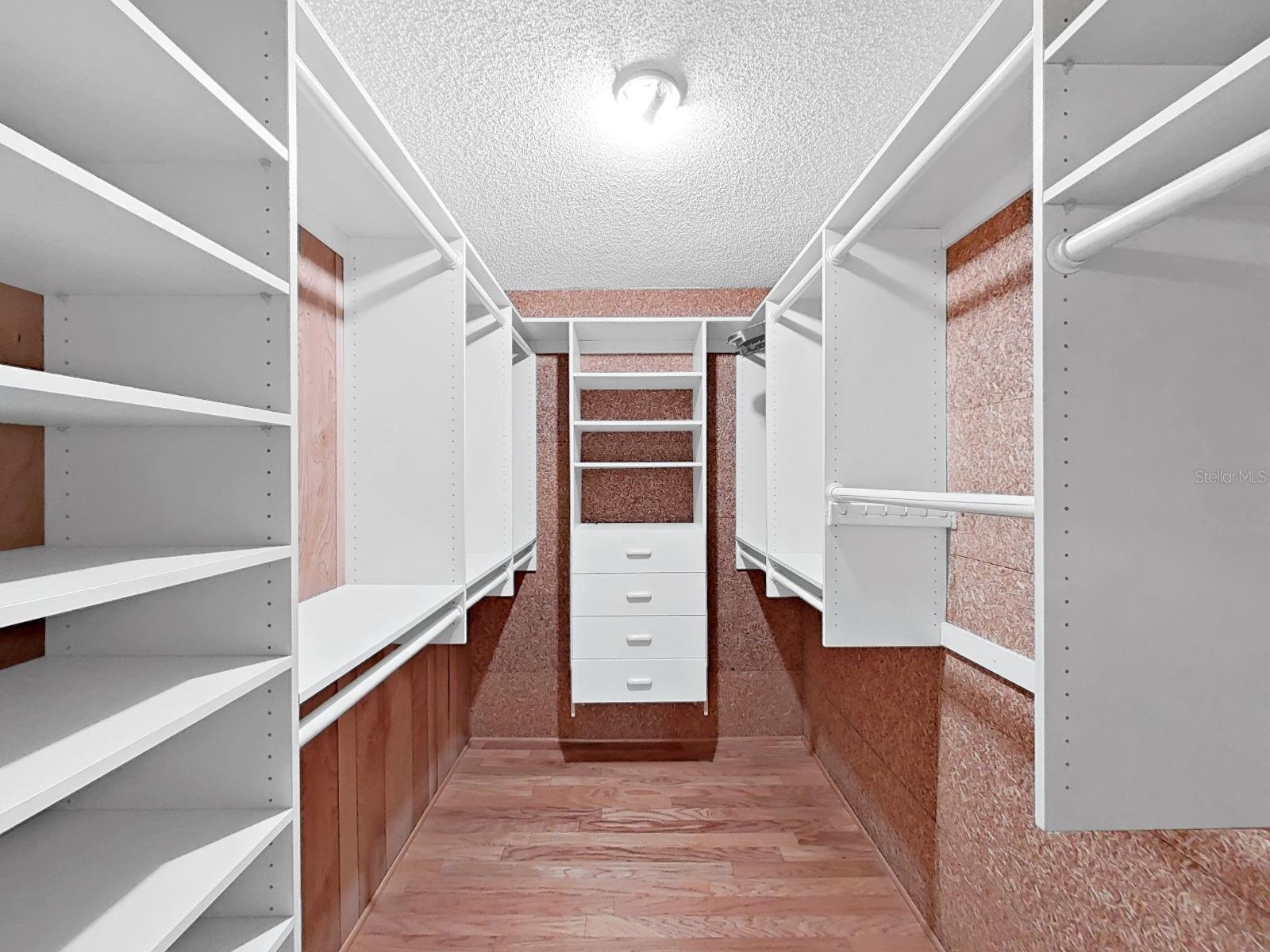 Image 16 of 27 For 700 Starkey Road 511