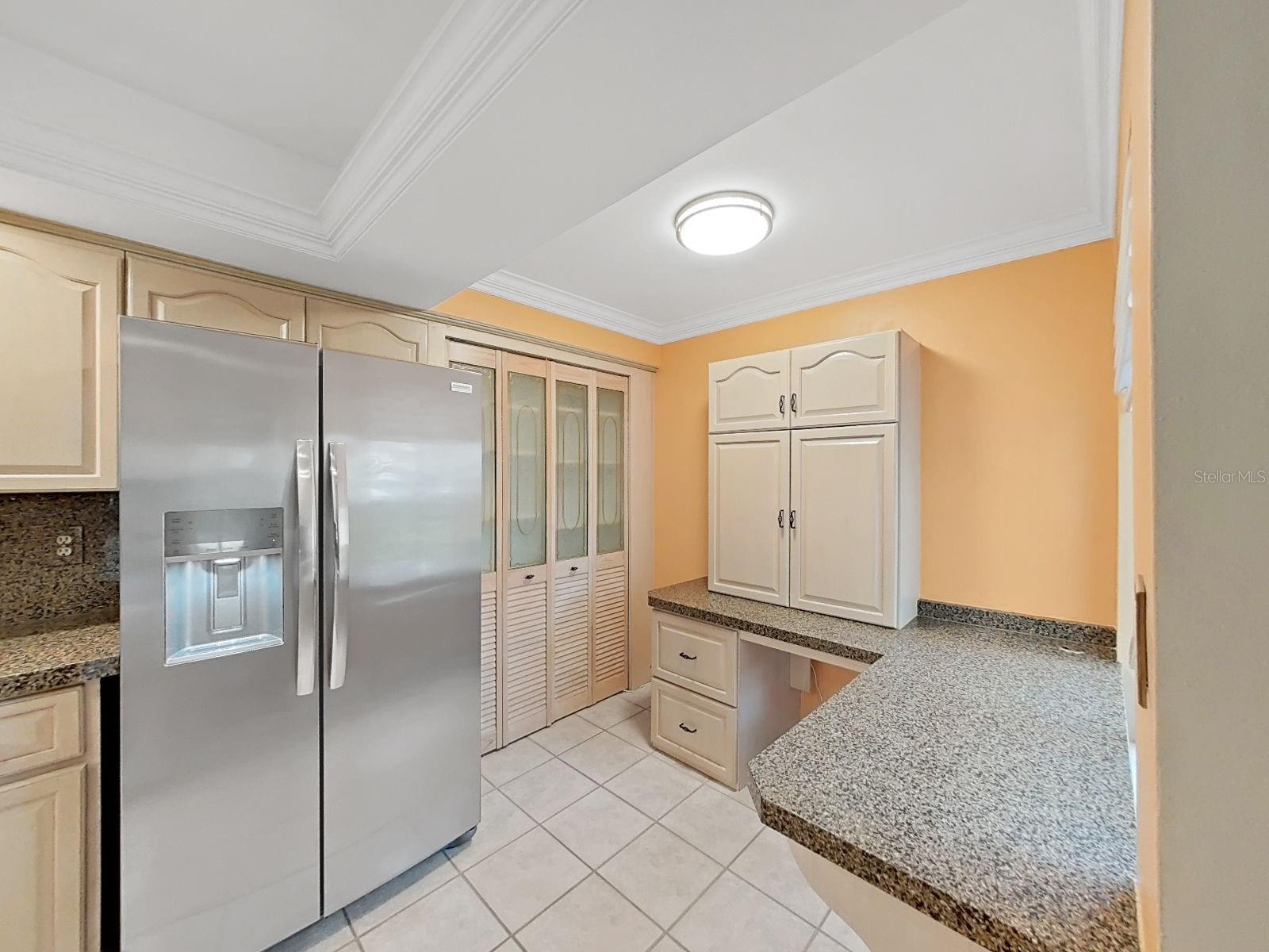 Image 8 of 27 For 700 Starkey Road 511